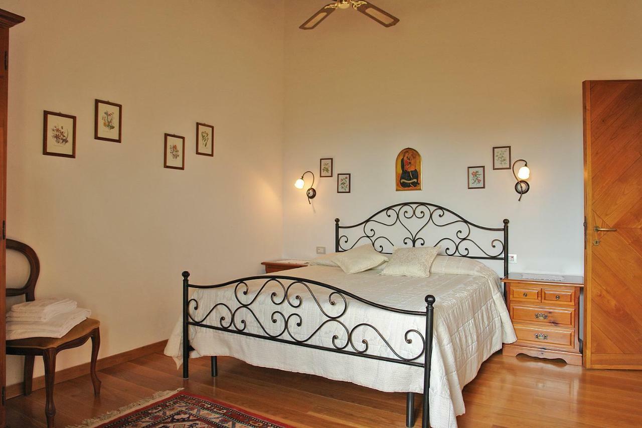 Pie Di Costa Apartment Монтайоне Екстериор снимка